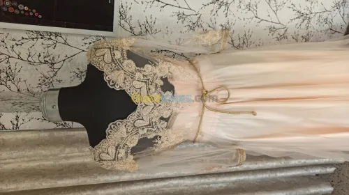 Haute couture, sur-mesure et retouches