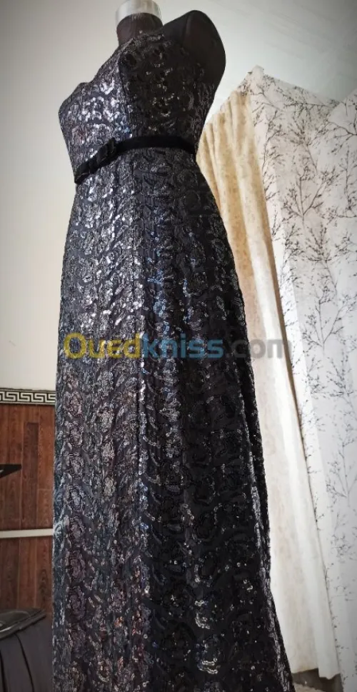 Haute couture, sur-mesure et retouches