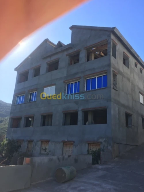 Vente Villa Tizi Ouzou Azeffoun