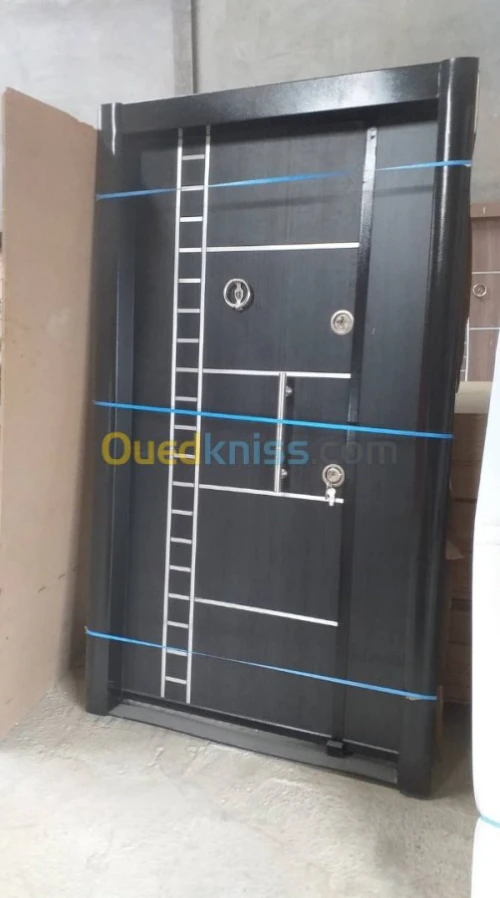 FABRICATION DE PORTES