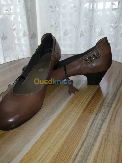 chaussures femmes لا كلاس