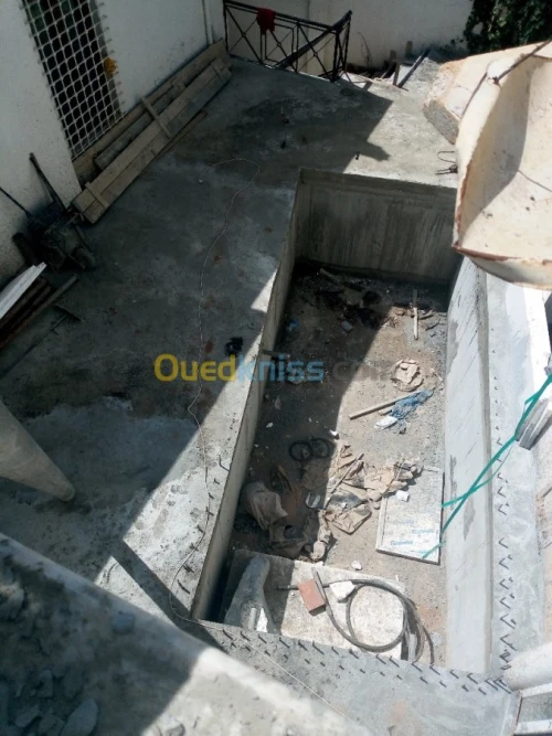 Piscine construction