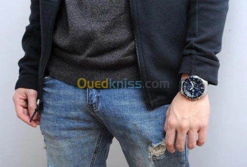 Montres CASIO EFR-556DB-2 Blue/acier