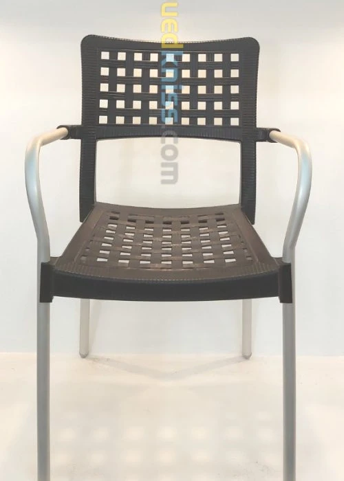 CHAISE ET TABLE POUR CAFETERIAS 