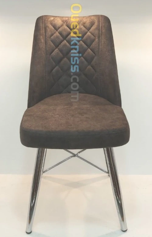 CHAISE ET TABLE POUR CAFETERIAS 