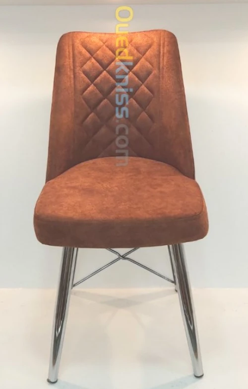 CHAISE ET TABLE POUR CAFETERIAS 