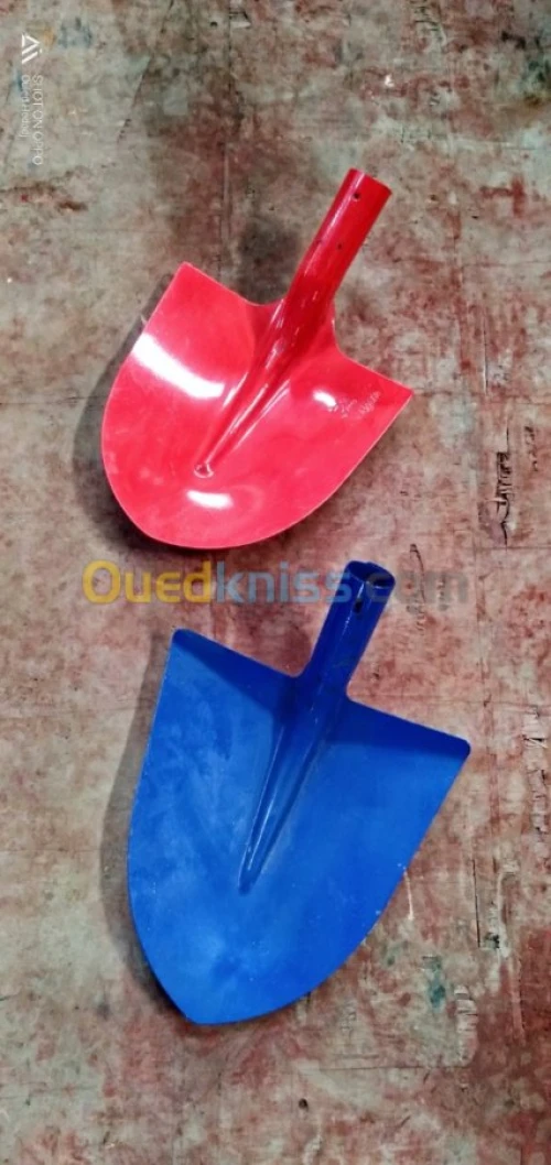 FABRICATION BROUETTE ET PELLE 