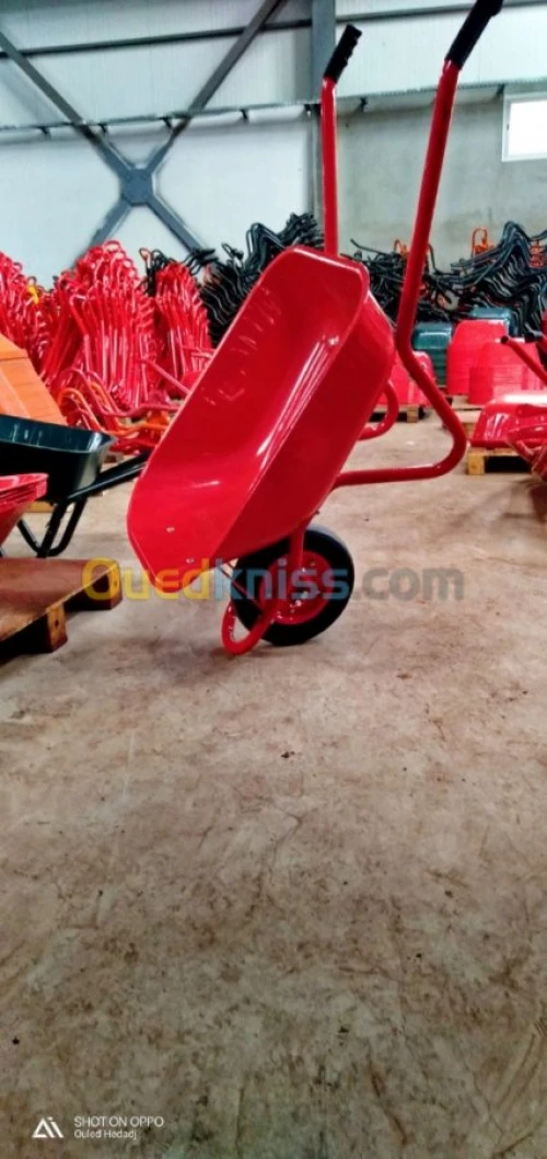 FABRICATION BROUETTE ET PELLE 