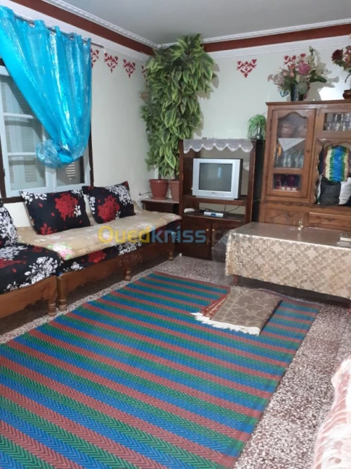 Vente Appartement F8 Tlemcen Souahlia