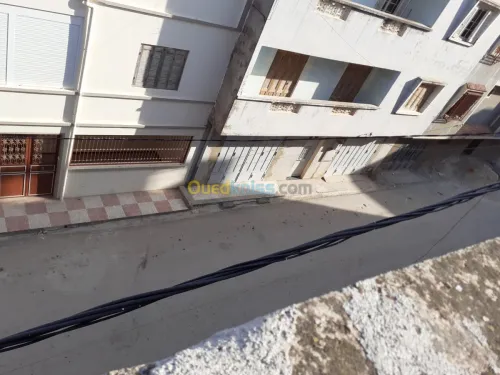 Vente Appartement F8 Tlemcen Souahlia