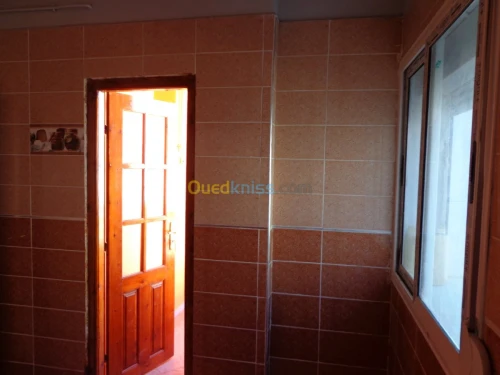Vente Appartement F4 Relizane Oued rhiou