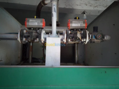 Fabrication de plateau d'oeuf