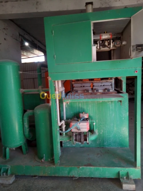 Fabrication de plateau d'oeuf