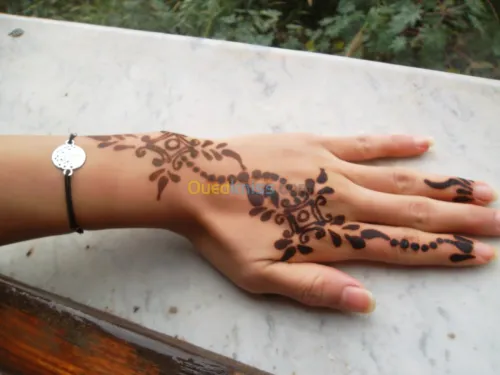 Tatoo henna pour vox fete 