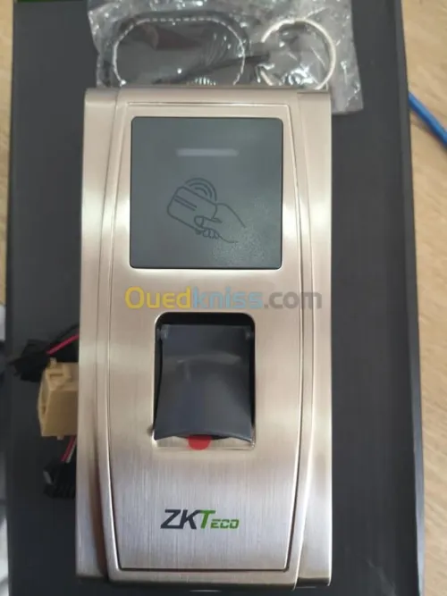 Pointeuse biometrique MA 300