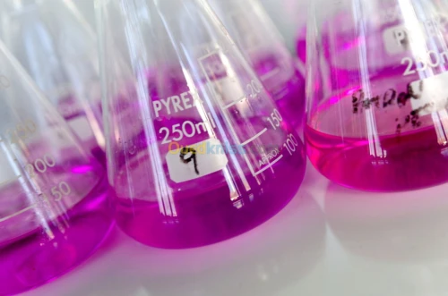 Produit chimique et equipement de labo