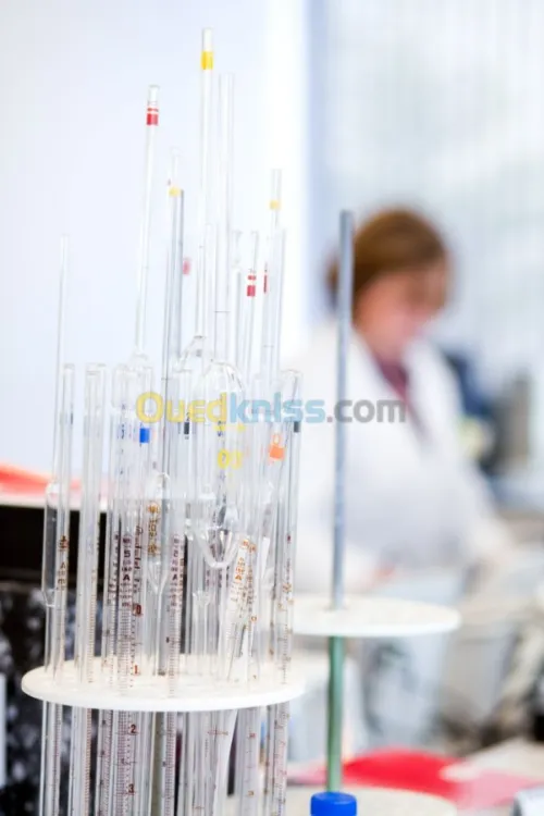 Produit chimique et equipement de labo