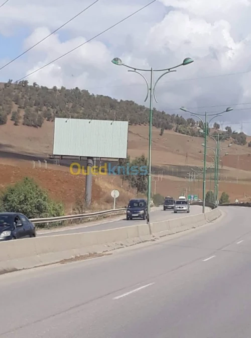 Panneaux publicitaires 