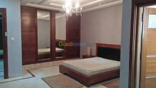 Location Appartement F4 Alger Hydra