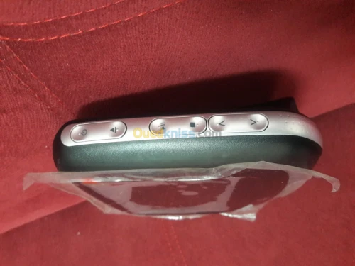 ecrant DVD MERCEDES 