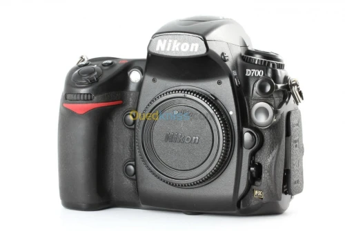 Nikon  D 700