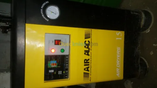 Machine de fabrication barquette alime