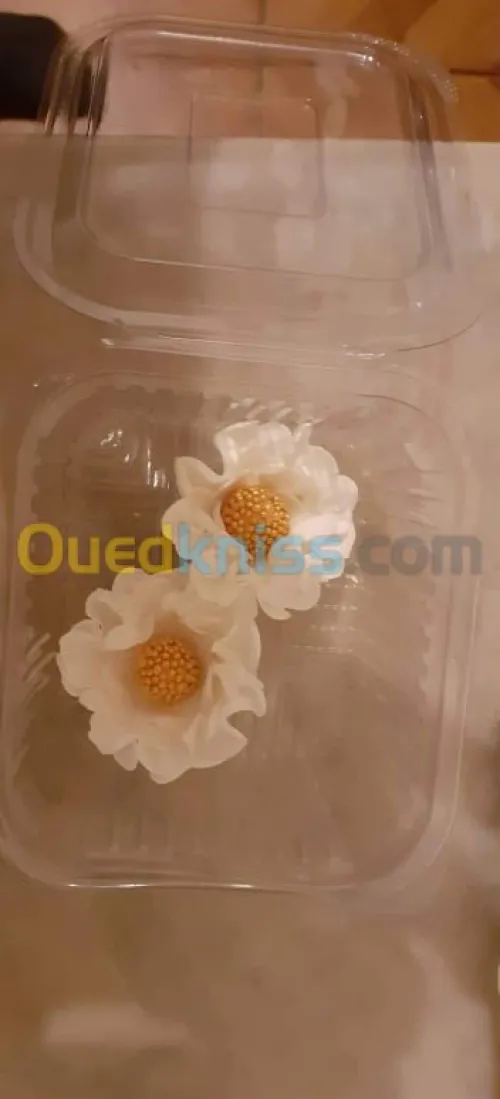 réalisation de fleurs en pate a sucre 