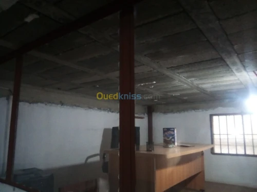 Bureau pour hangars et dépôt