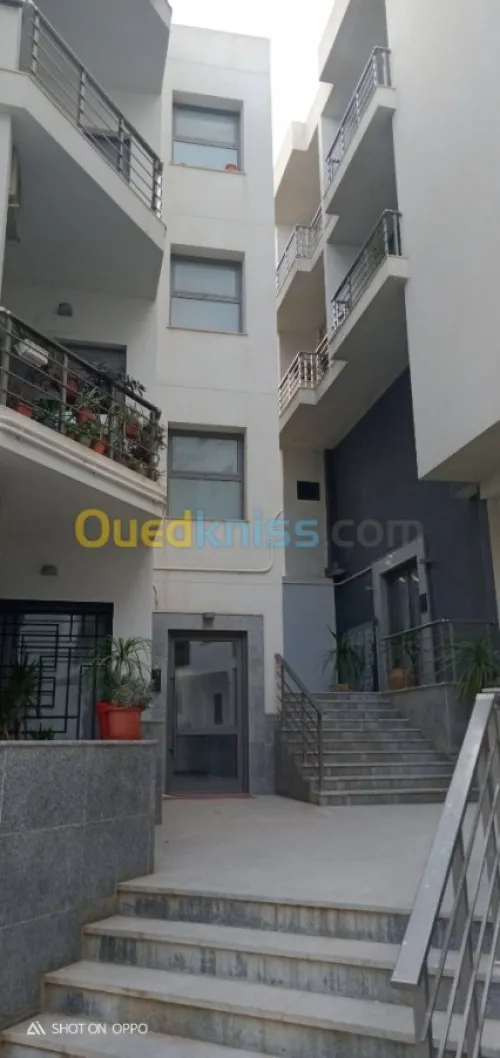 Location Appartement F4 Alger El biar