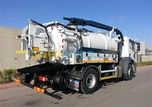 Camion vidange fosse septique Débouchage canalisation curage.