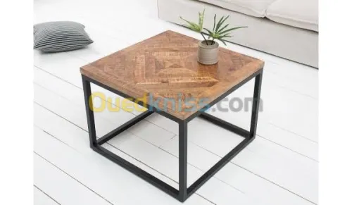 Table gigogne / table simple / 