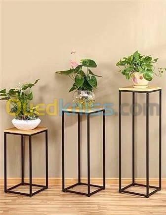 Table gigogne / table simple / 