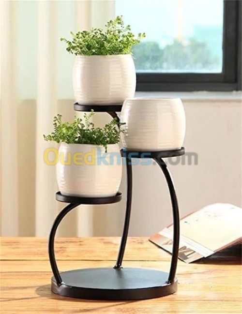 Table gigogne / table simple / 