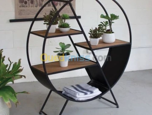 Table gigogne / table simple / 