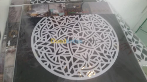 Pochoir pour décoration des murs