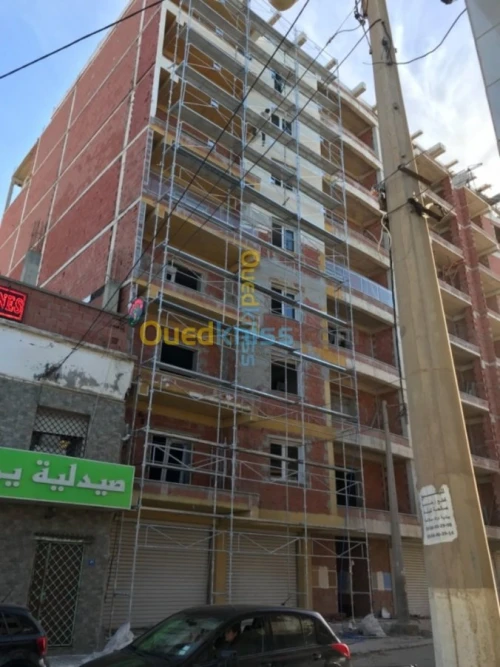 Revêtement en monocouche.