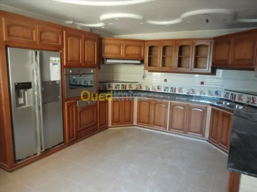 Cuisine sur commande en hetre Massif 