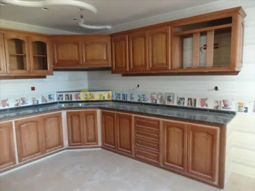 Cuisine sur commande en hetre Massif 