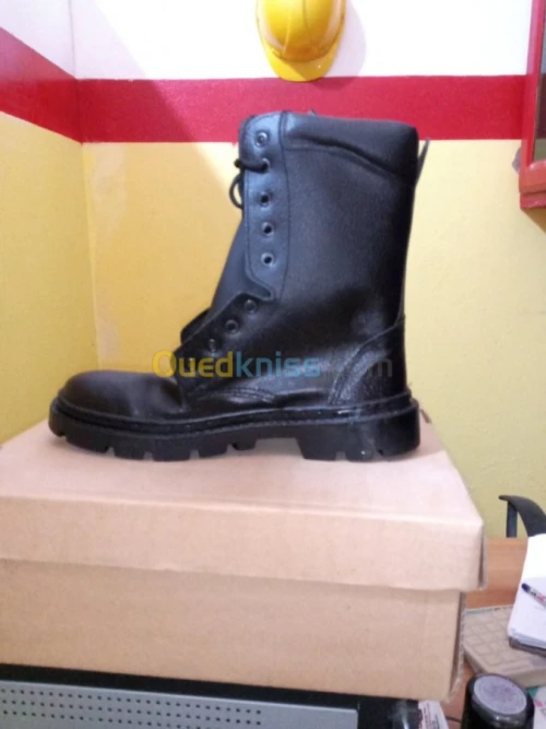 Polos, chaussur,gilet,tenues, parka,