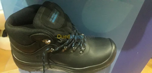 Polos, chaussur,gilet,tenues, parka,