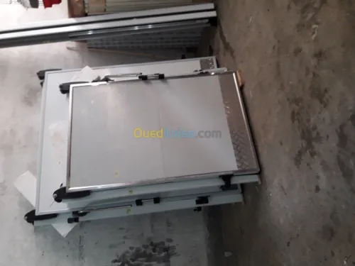 Fabrication Port Chombre Froid