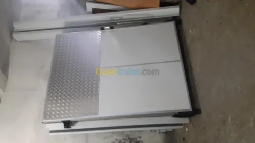 Fabrication Port Chombre Froid