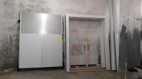 Fabrication Port Chombre Froid