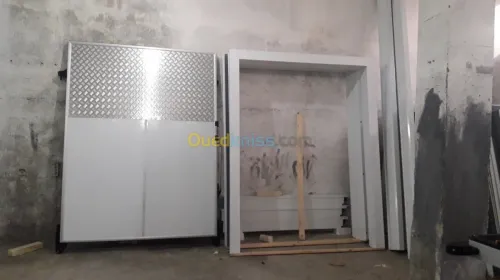 Fabrication Port Chombre Froid