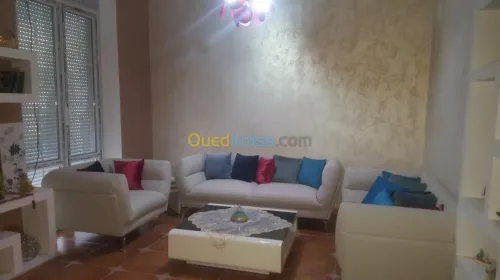 salon en cuir simili