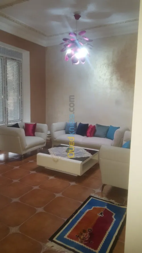 salon en cuir simili