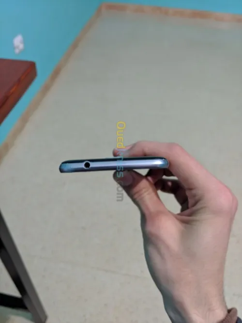 Samsung Galaxy J3 (2016)