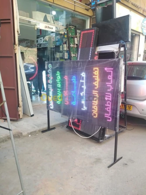 panneau d'affichage LED numérique 