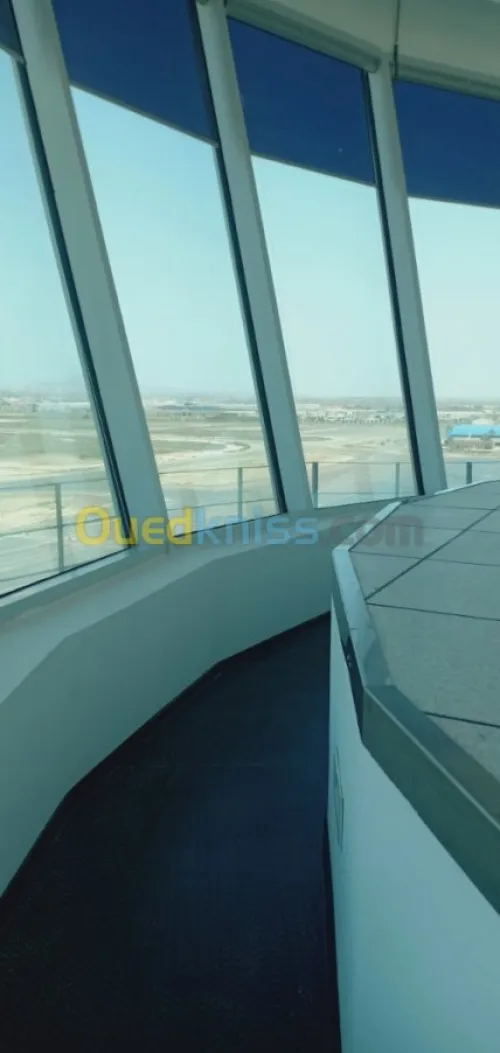 ENTREPRISE  NETTOYAGE  INDUSTRIEL 