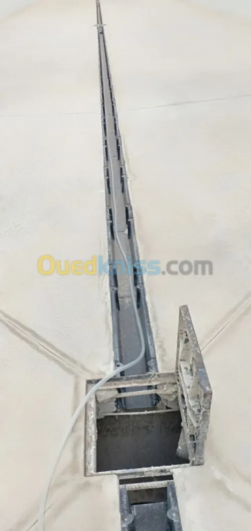 ENTREPRISE  NETTOYAGE  INDUSTRIEL 